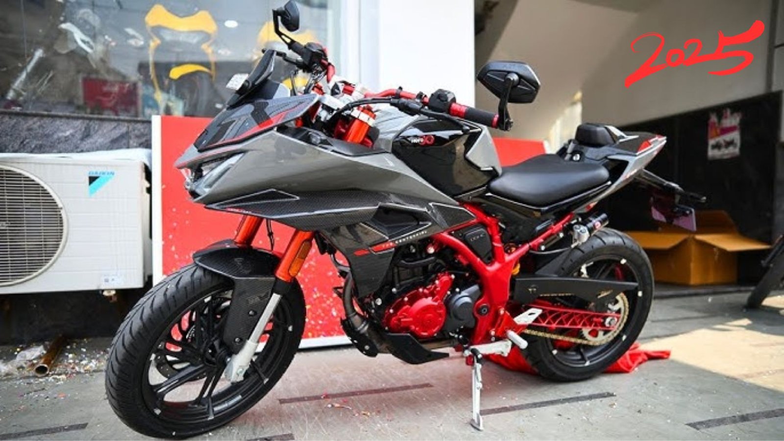 Hero Karizma XMR 210